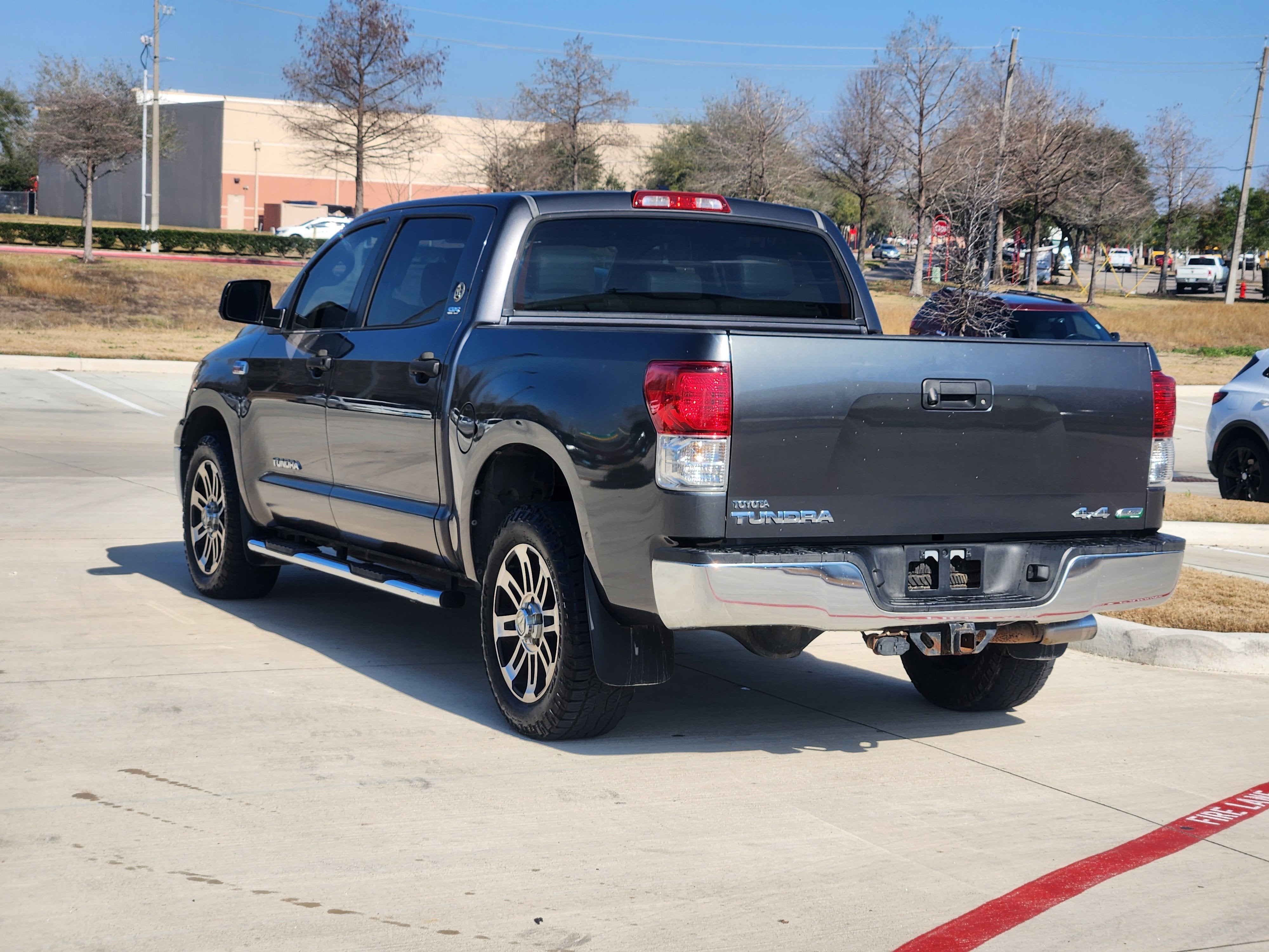 2013 Toyota Tundra 4WD Truck Grade