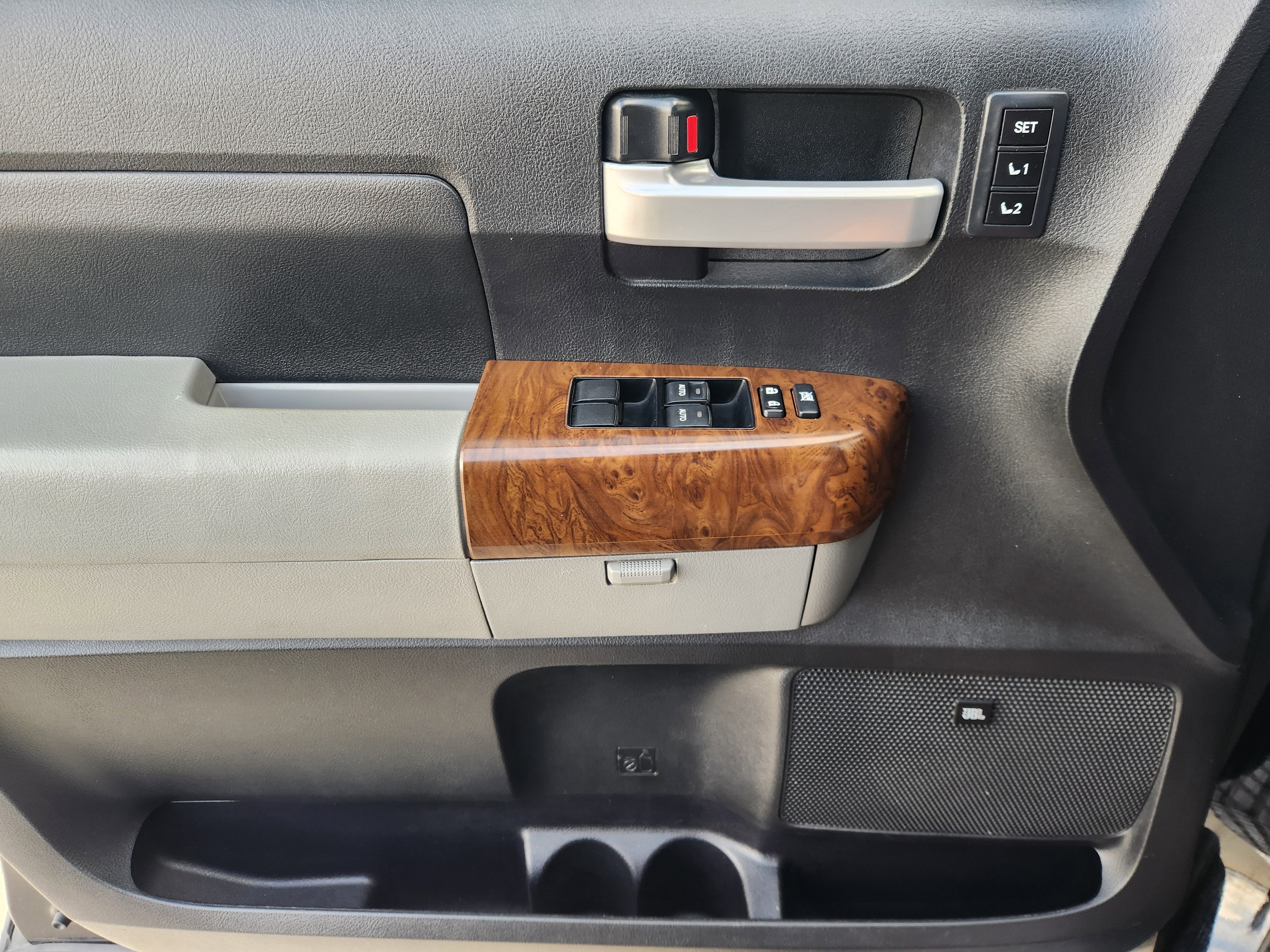 2013 Toyota Tundra 2WD Truck Platinum