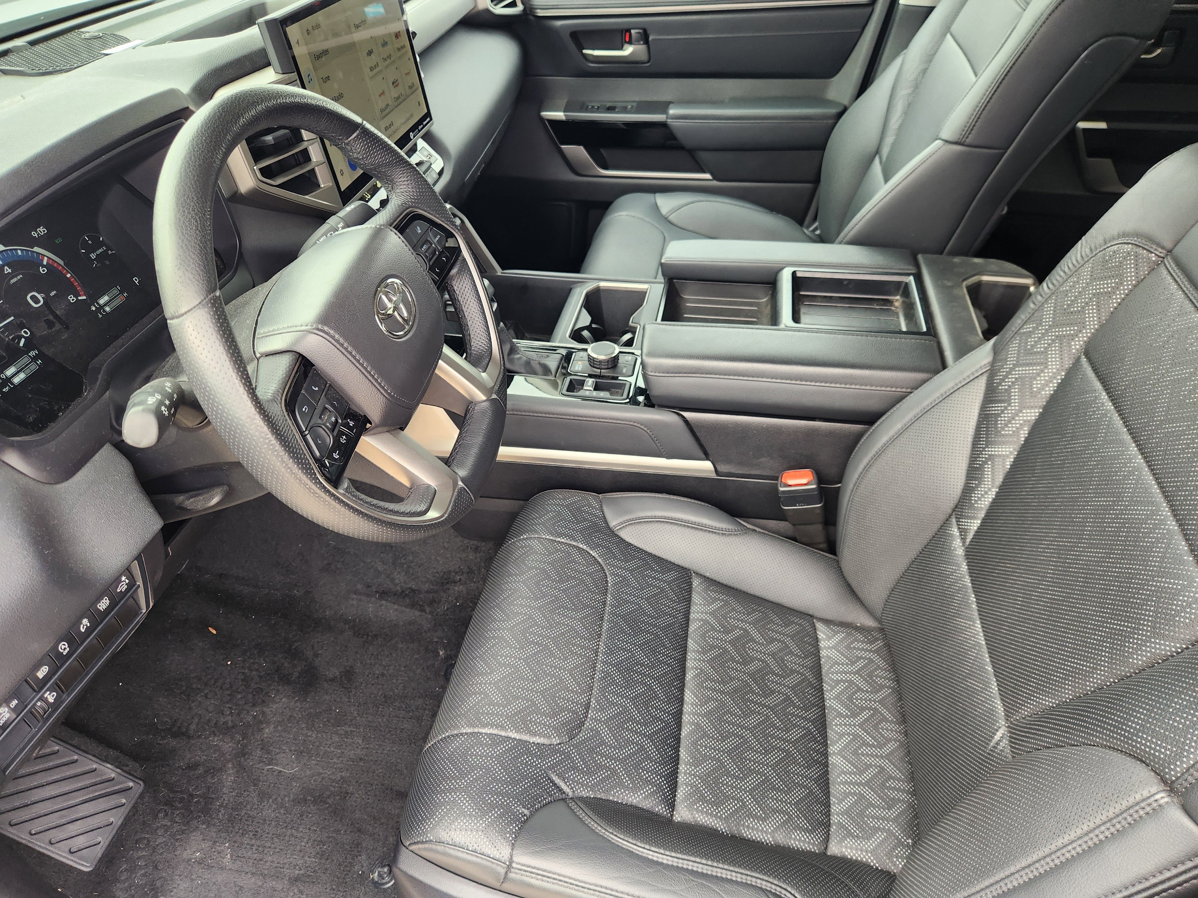 2024 Toyota Tundra 4WD Base