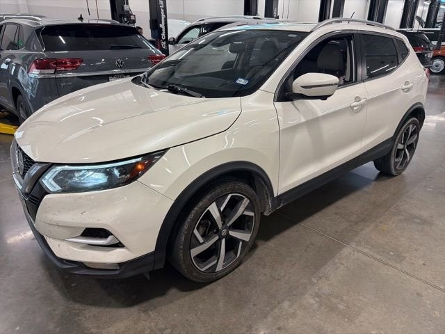 2020 Nissan Rogue Sport SL AWD's photo