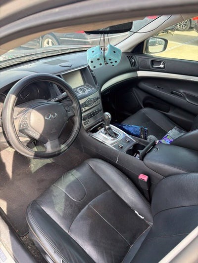2015 INFINITI Q40 Base