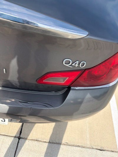 2015 INFINITI Q40 Base
