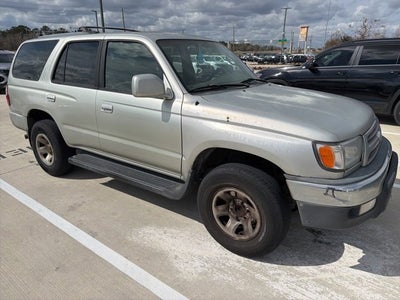 2000 Toyota 4Runner SR5