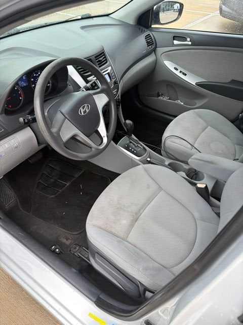 2013 Hyundai Accent GLS