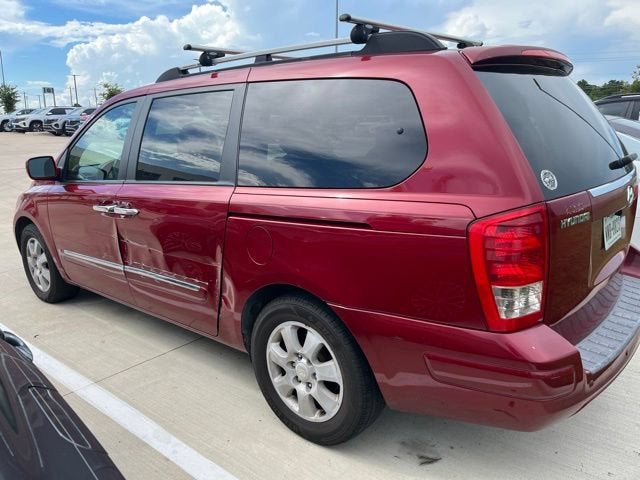 Used 2007 Hyundai Entourage Limited with VIN KNDMC233176037897 for sale in League City, TX