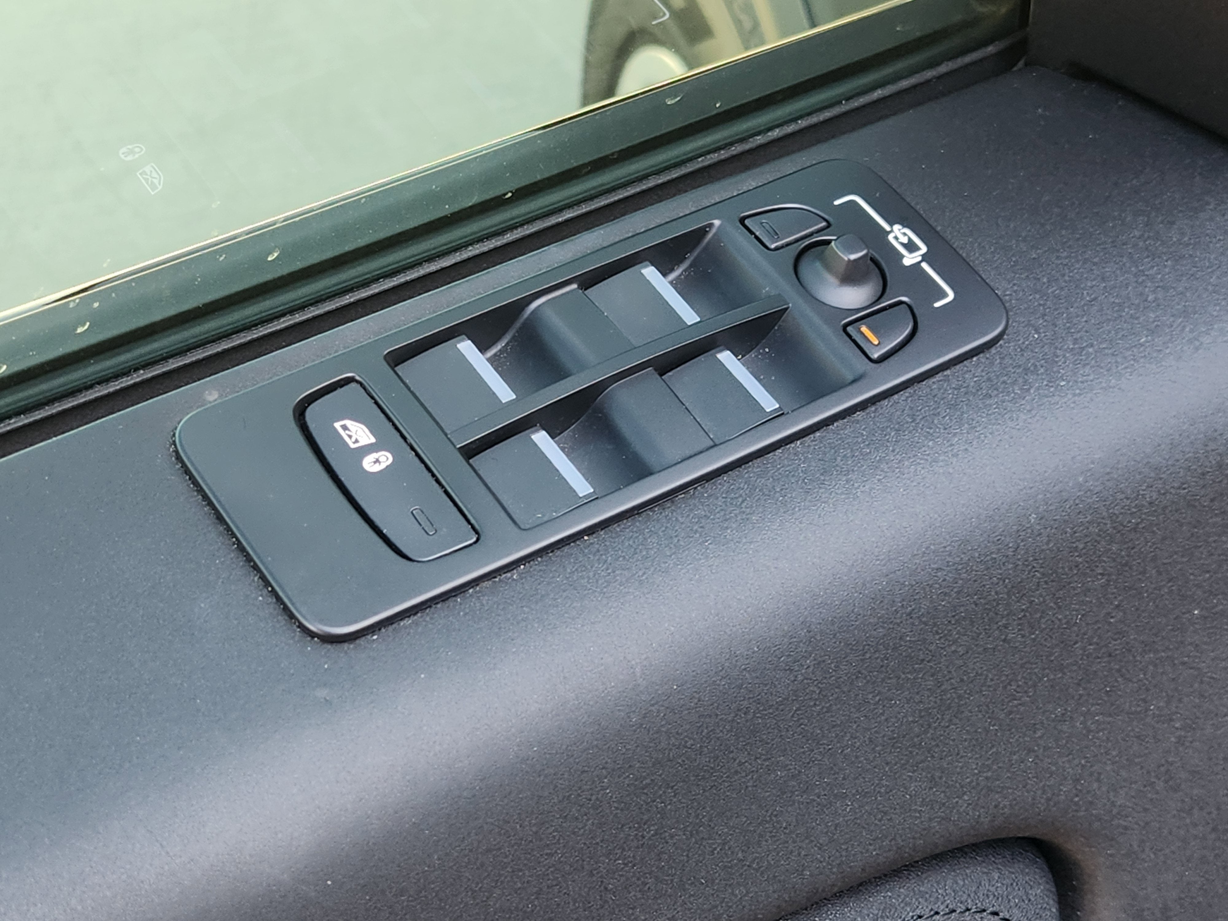 2020 Land Rover Discovery Sport Standard