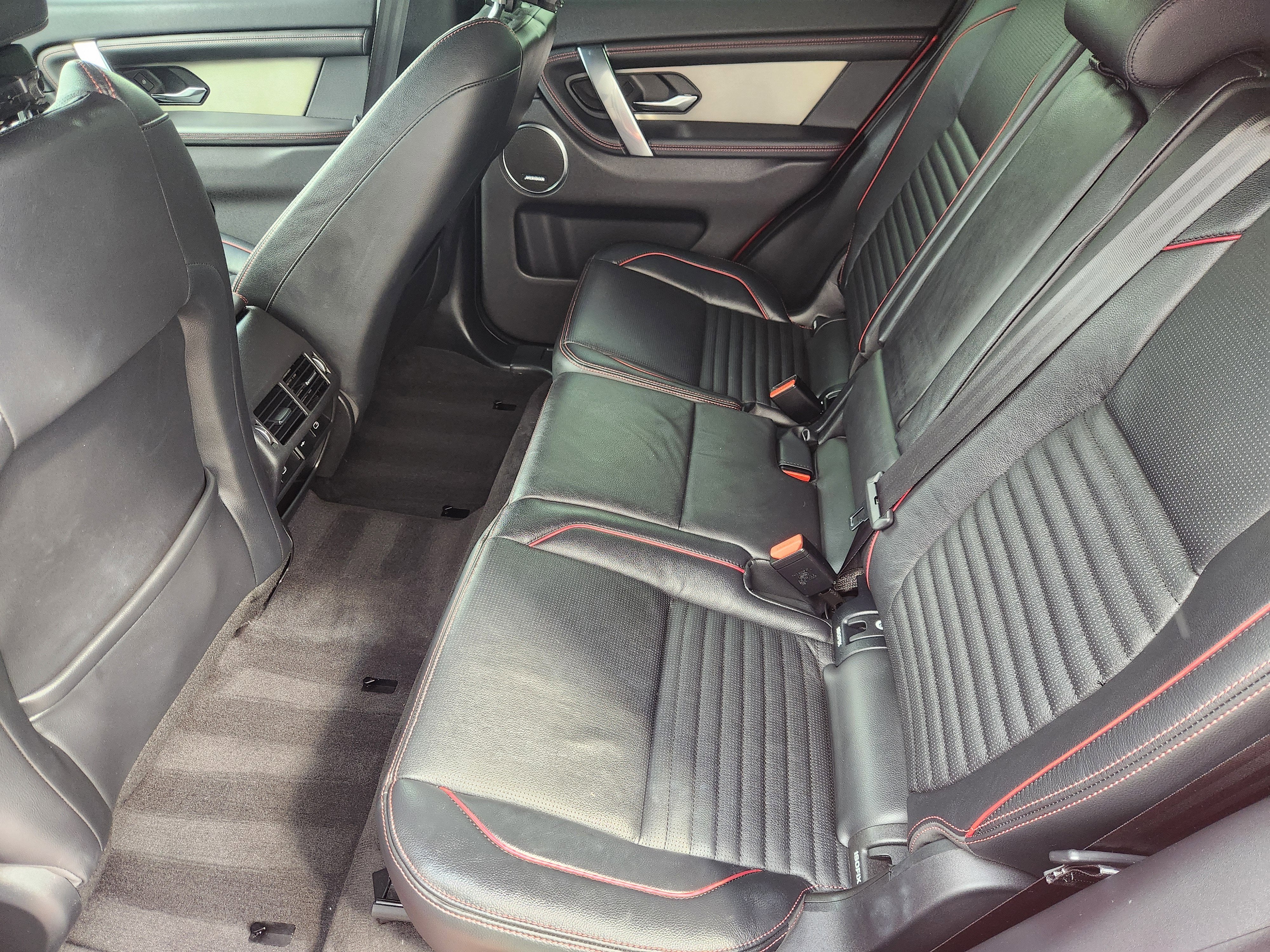 2022 Land Rover Discovery Sport SE R-Dynamic