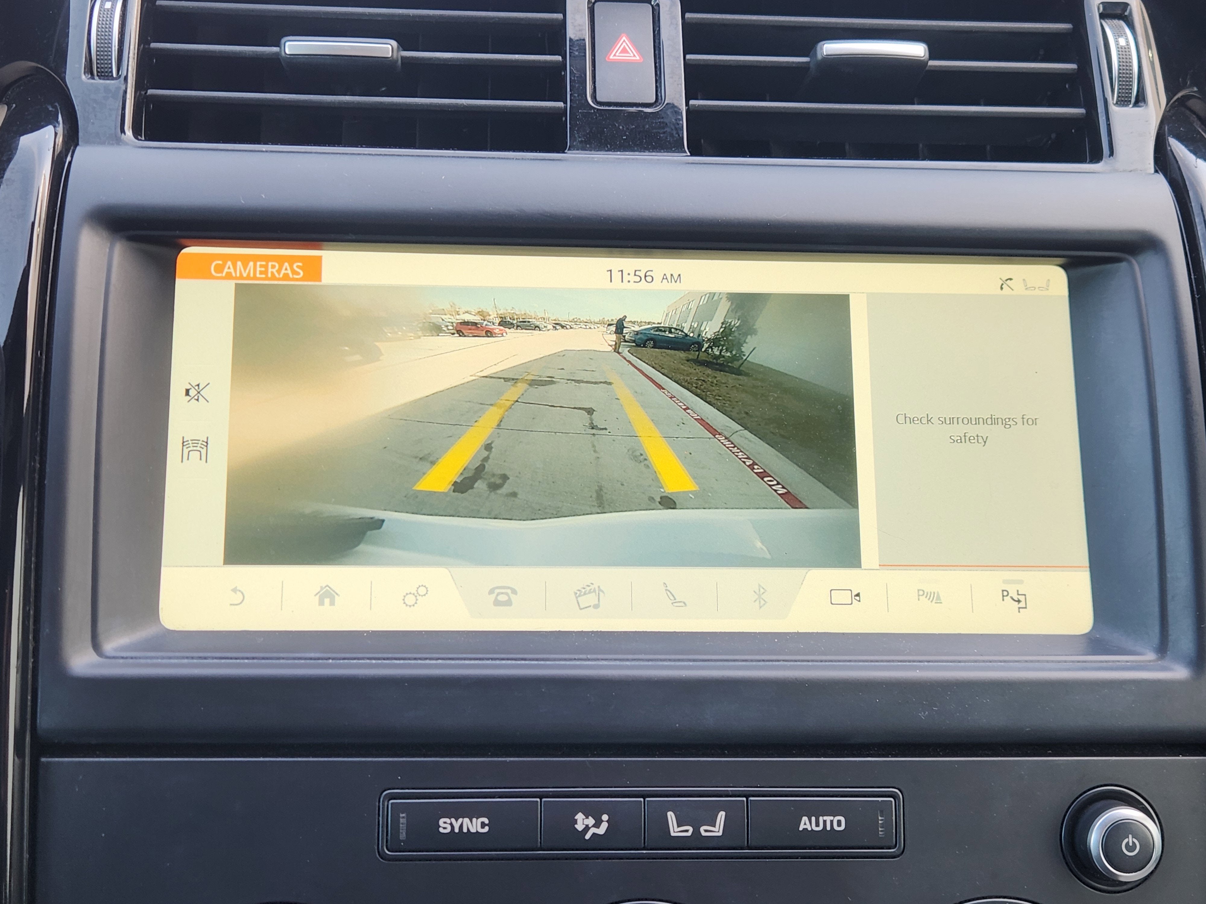 2020 Land Rover Discovery SE