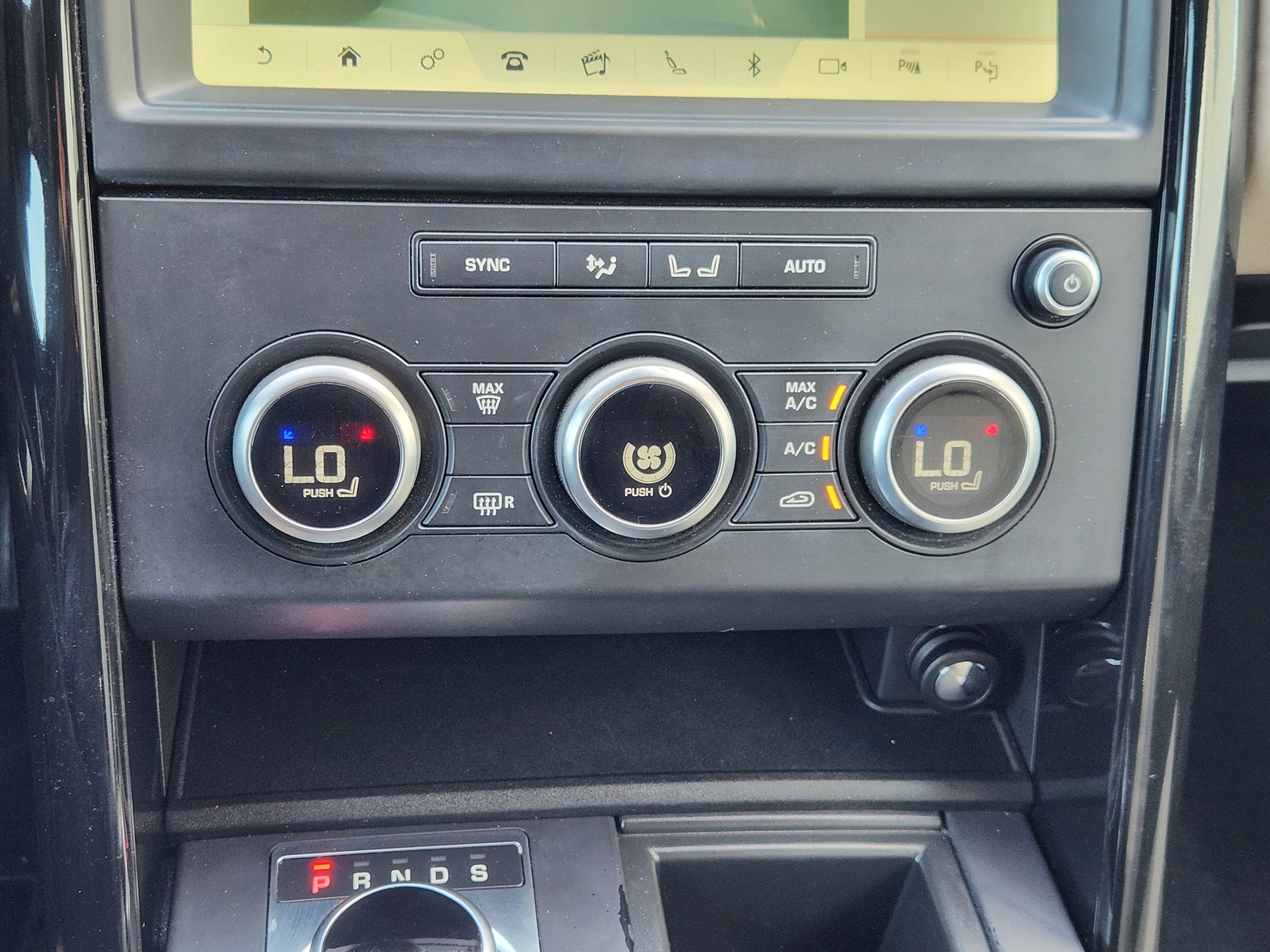 2020 Land Rover Discovery SE