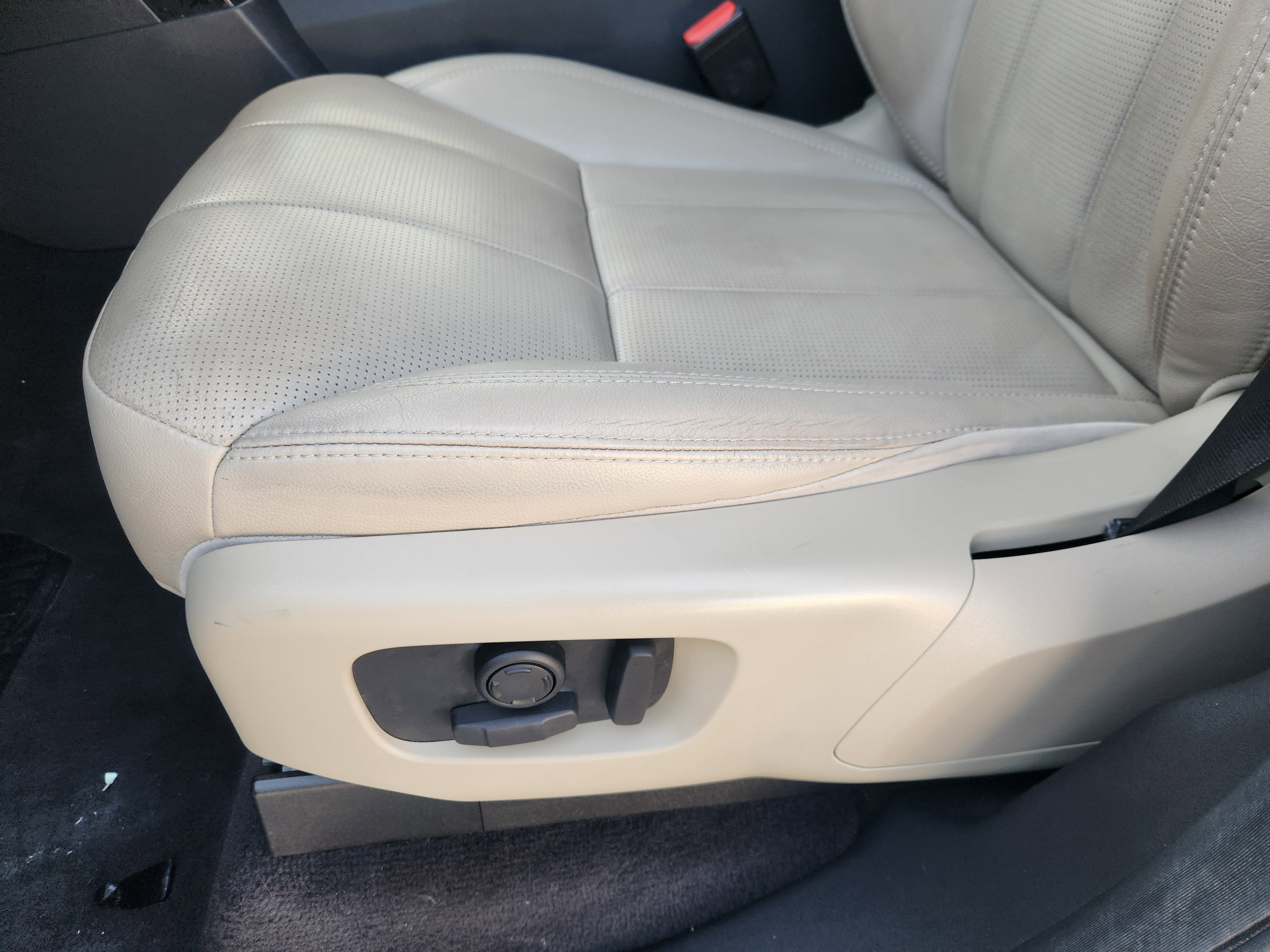 2020 Land Rover Discovery SE