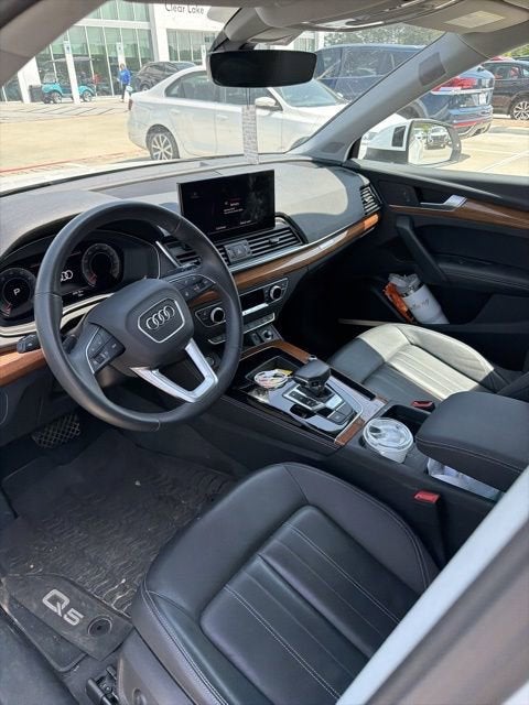 2023 Audi Q5 S line Premium Plus