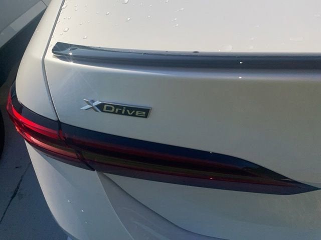 2026 BMW 5 Series 550e xDrive