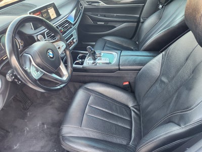 2018 BMW 7 Series 740i