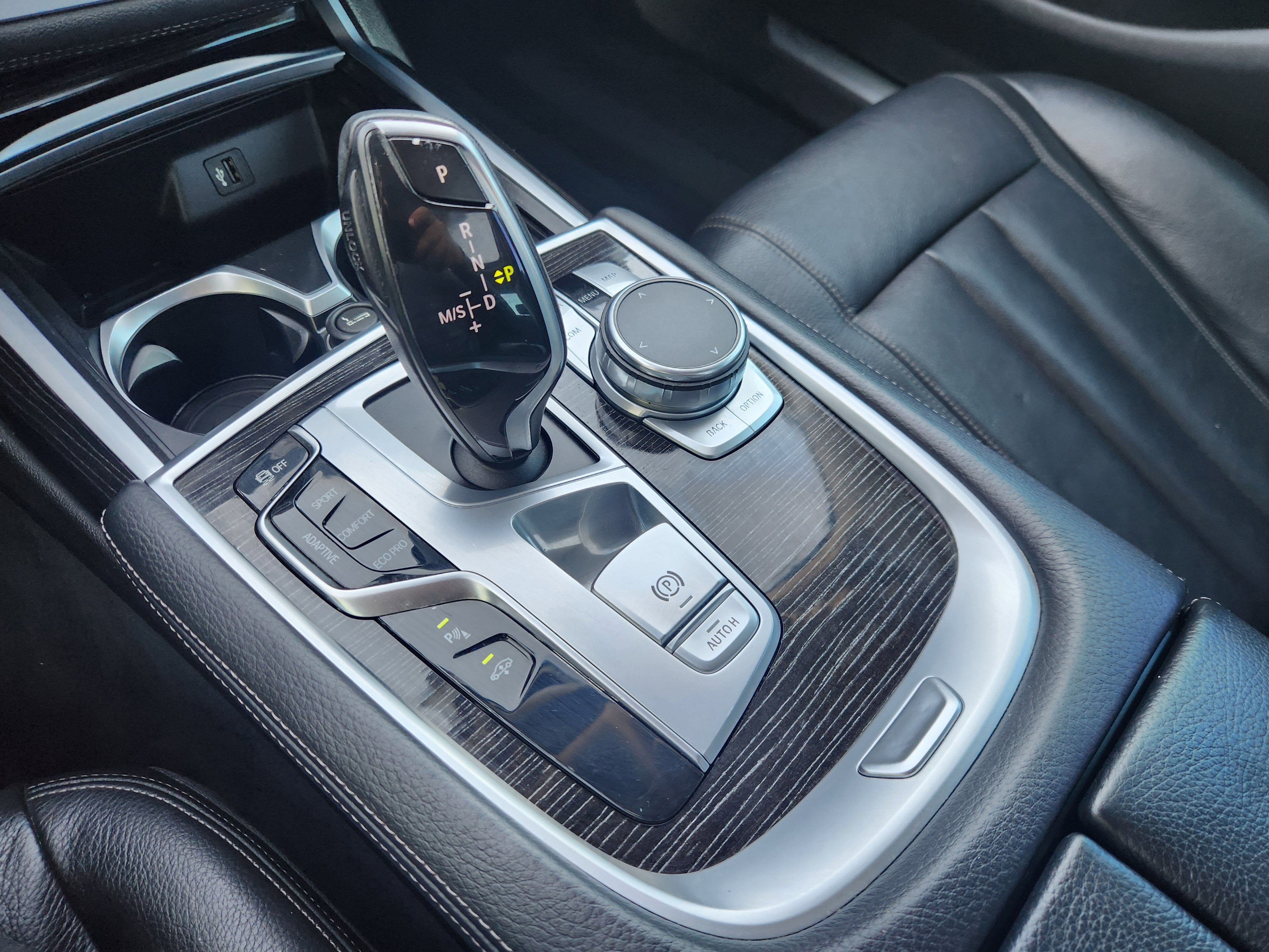 2018 BMW 7 Series 740i