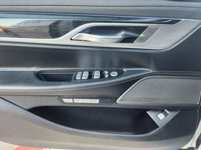 2018 BMW 7 Series 740i
