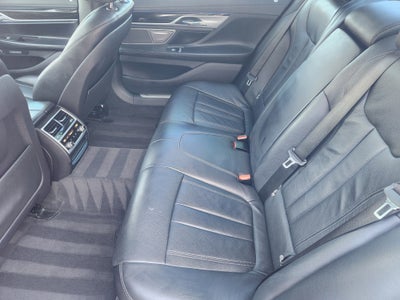 2018 BMW 7 Series 740i