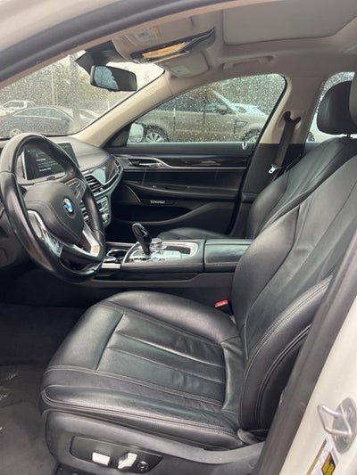 2018 BMW 7 Series 740i