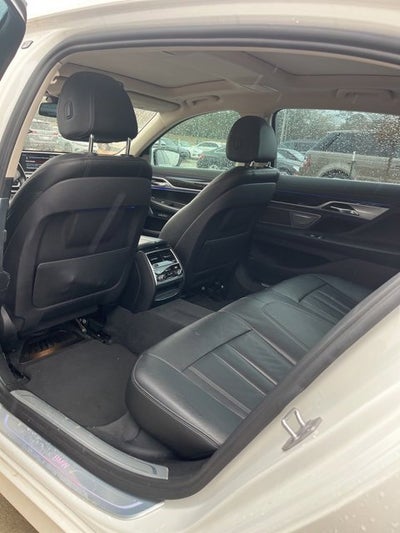 2018 BMW 7 Series 740i