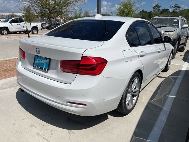 2017 BMW 3 Series 320i