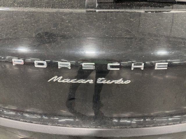 2016 Porsche Macan Turbo