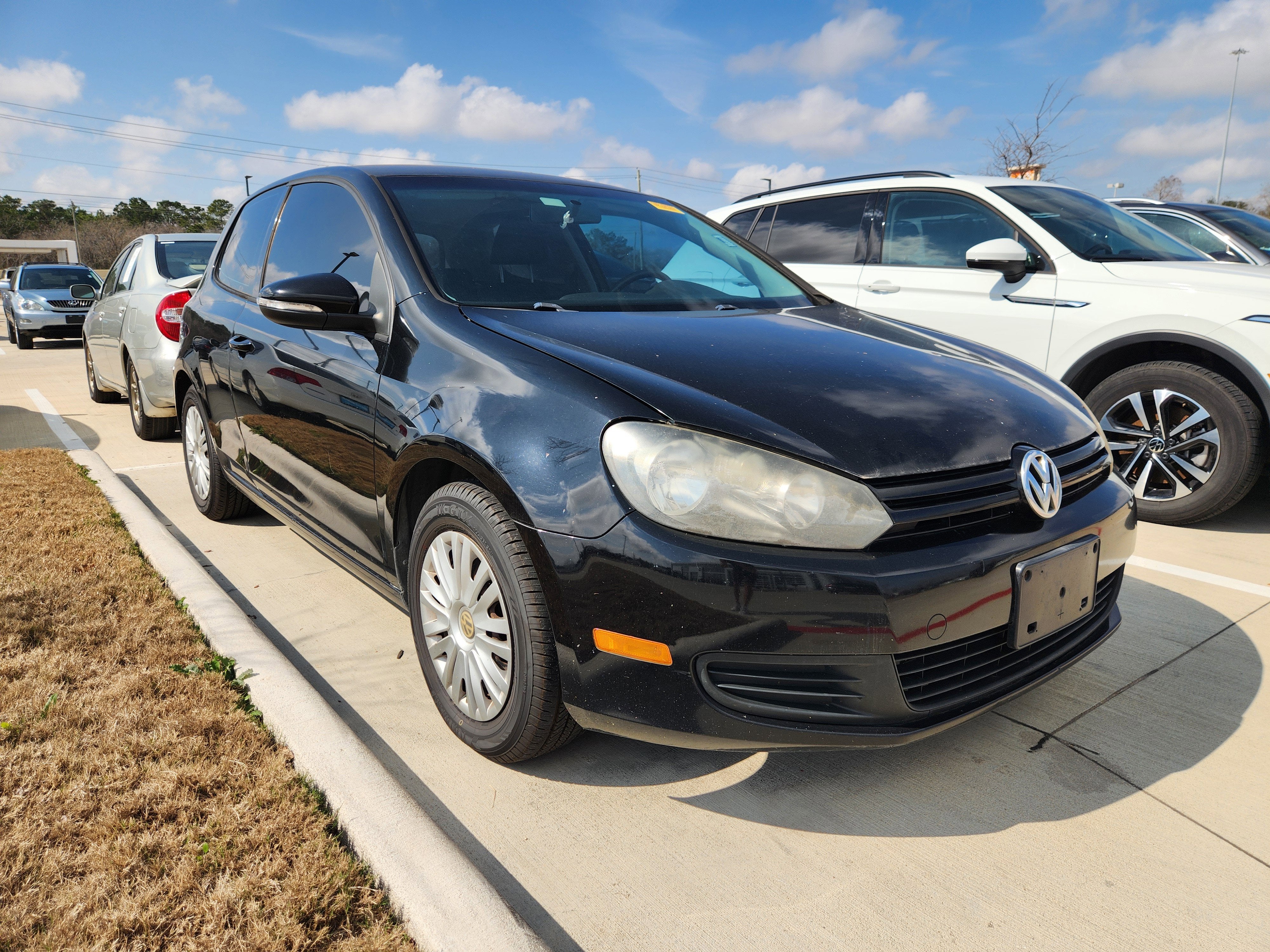 Used 2010 Volkswagen Golf 2.5 with VIN WVWBA7AJ4AW305103 for sale in League City, TX