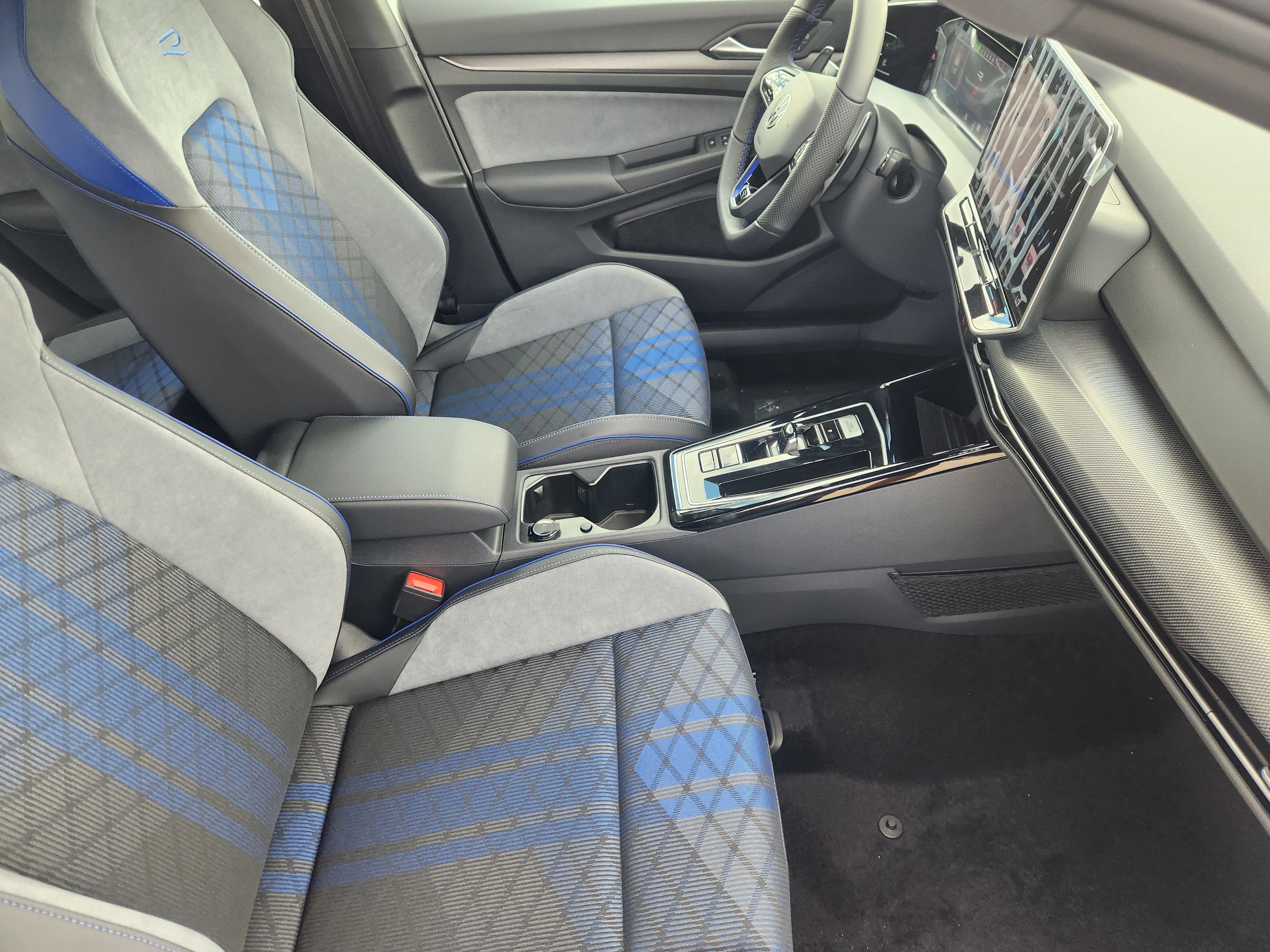 2026 Volkswagen Golf R 2.0T