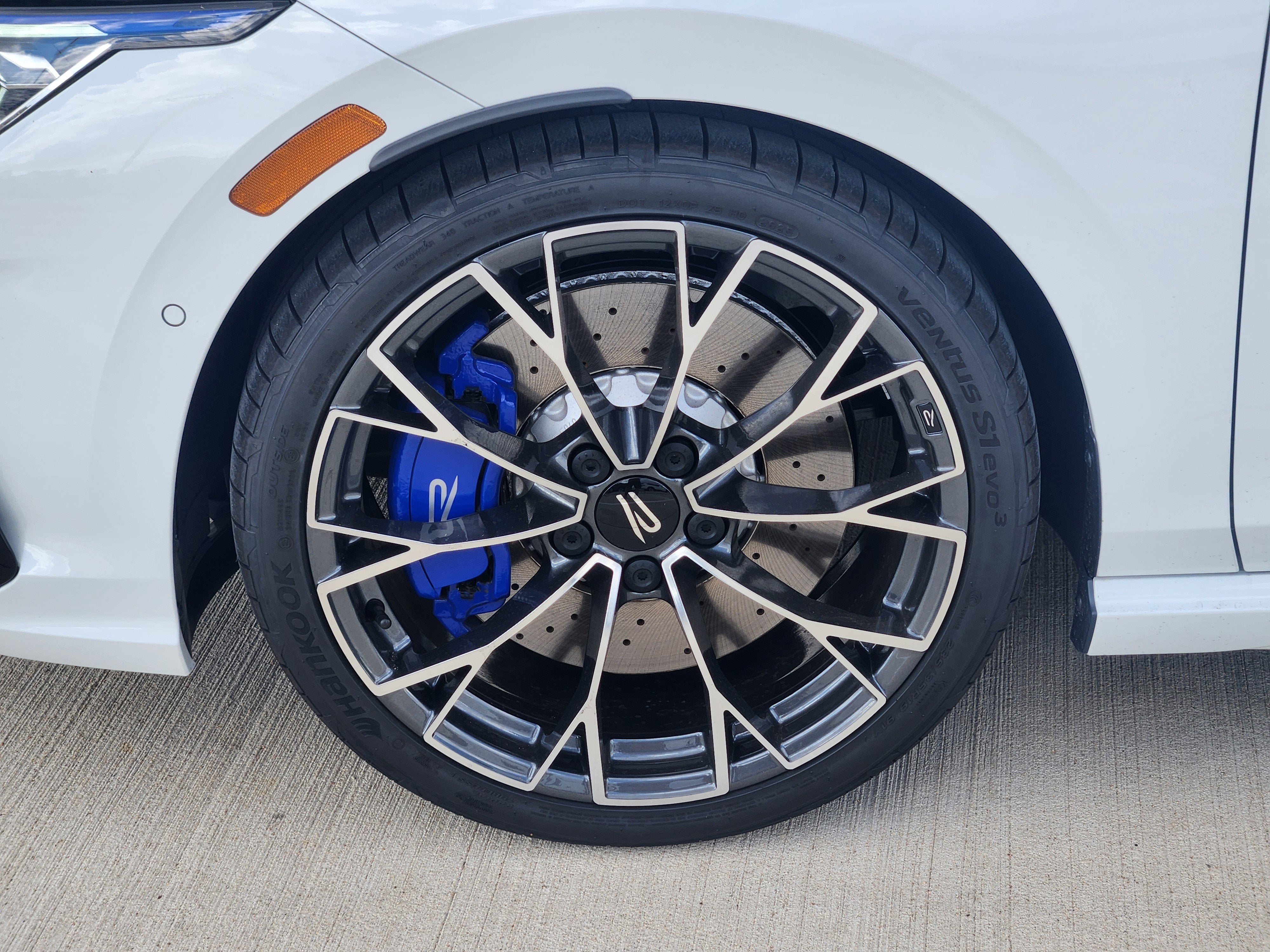 2026 Volkswagen Golf R 2.0T