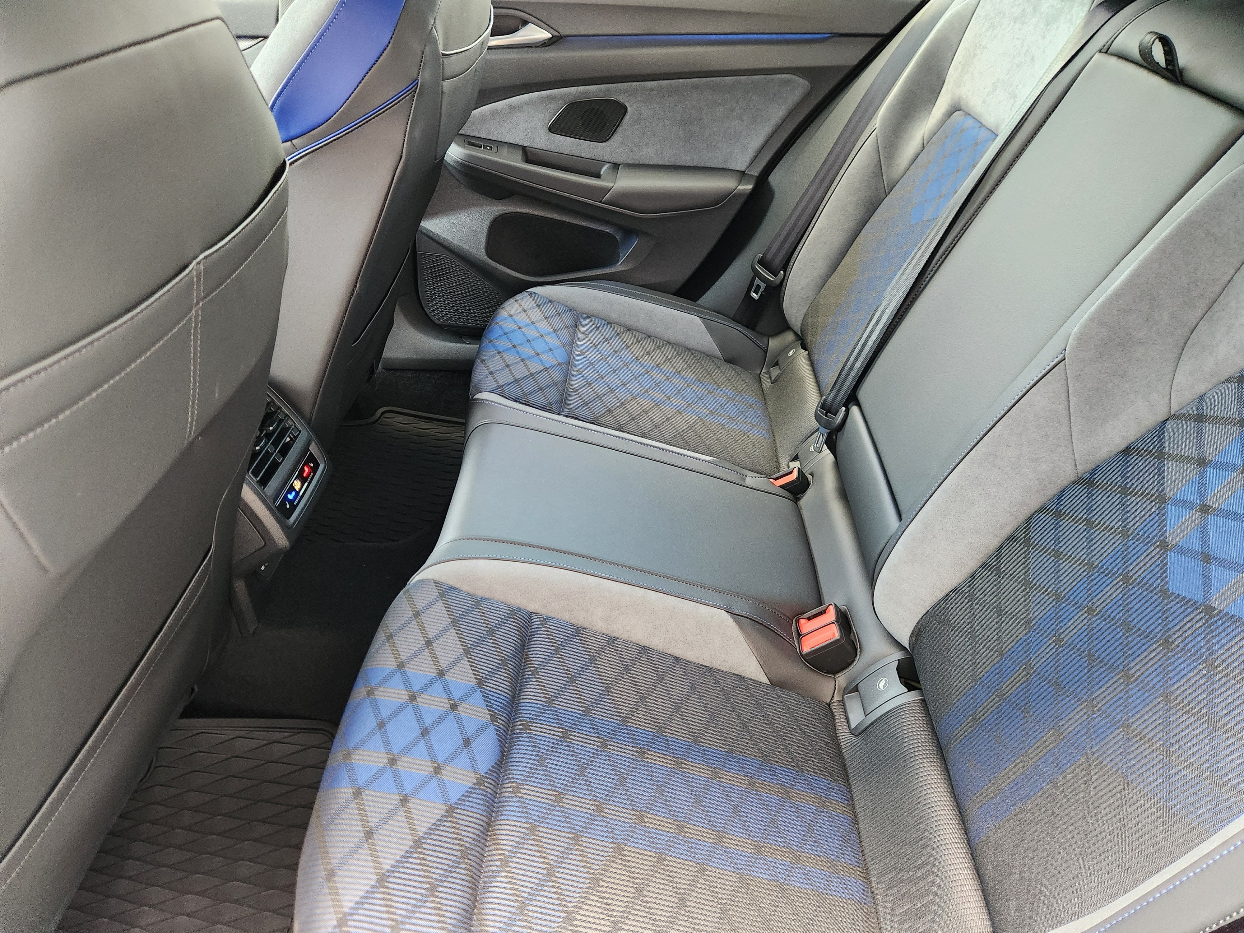 2026 Volkswagen Golf R 2.0T