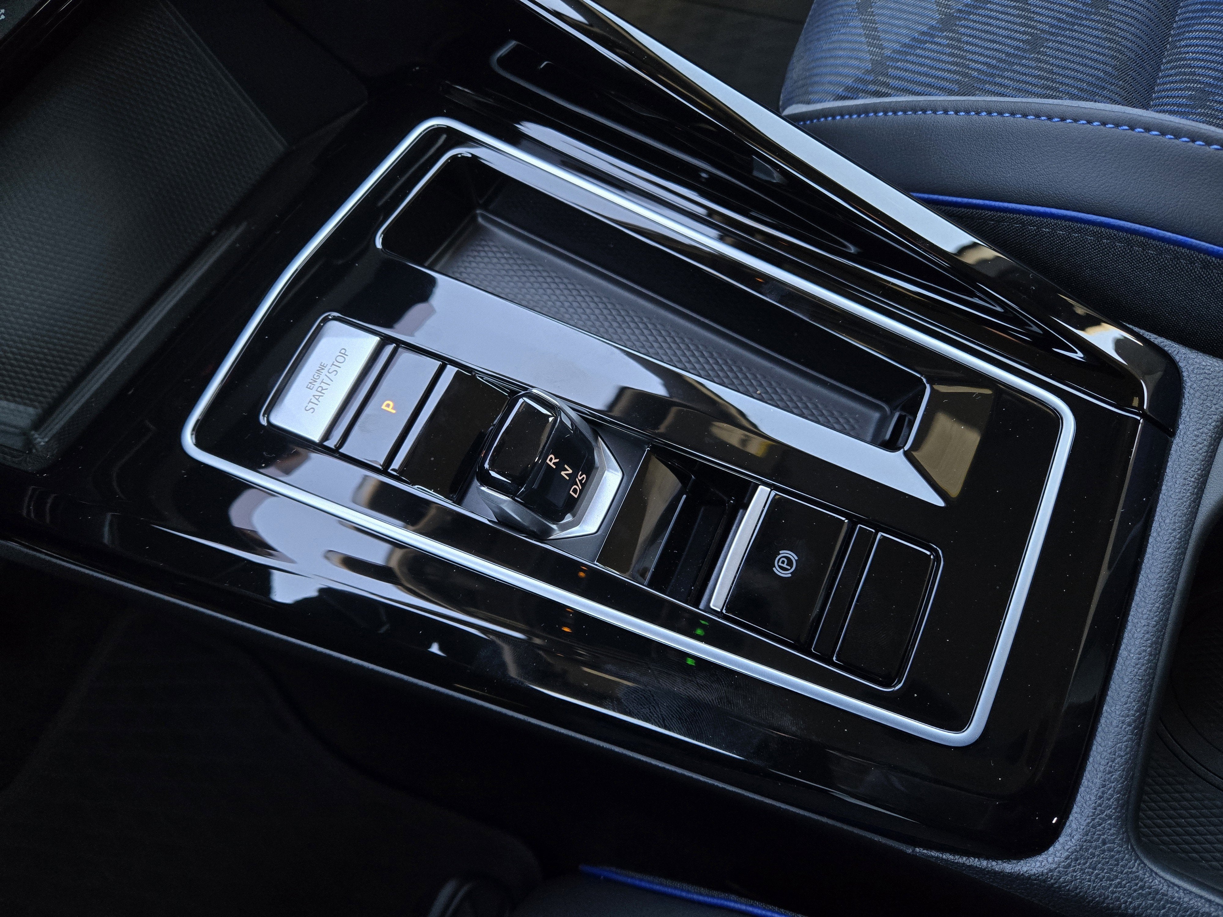 2026 Volkswagen Golf R 2.0T