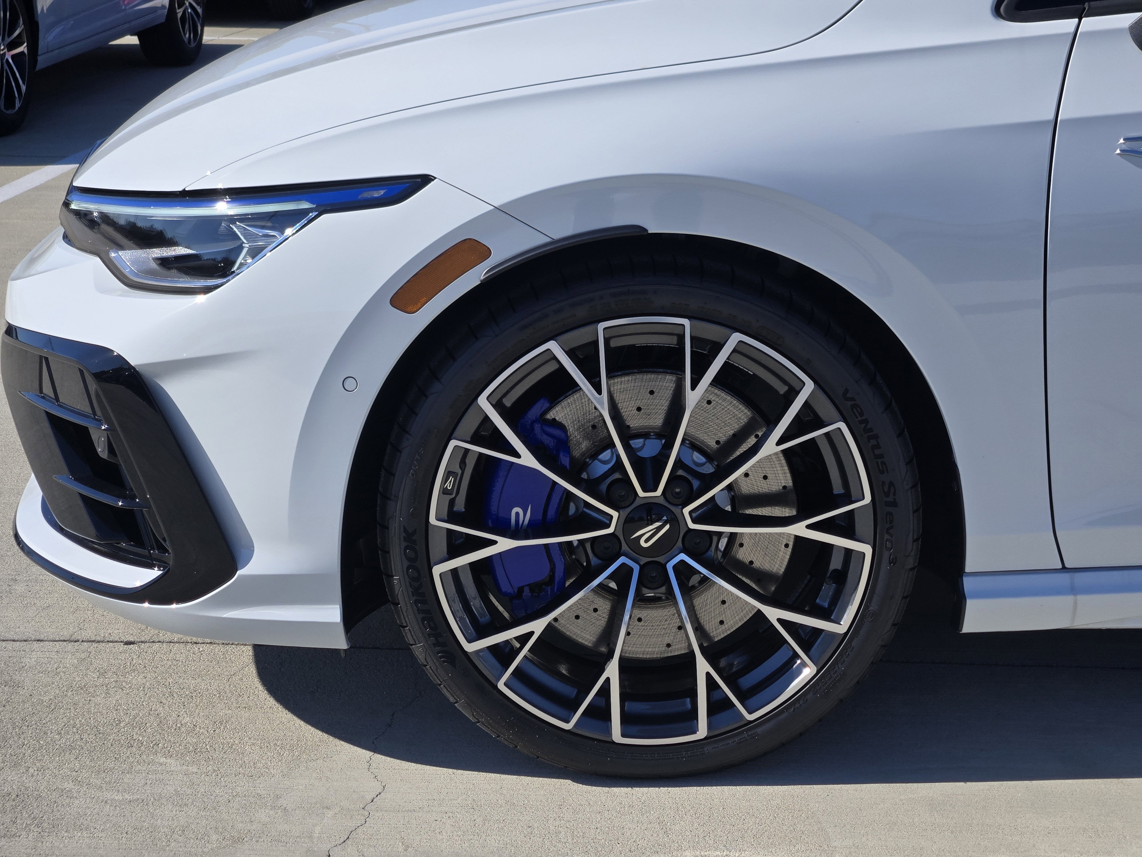 2026 Volkswagen Golf R 2.0T