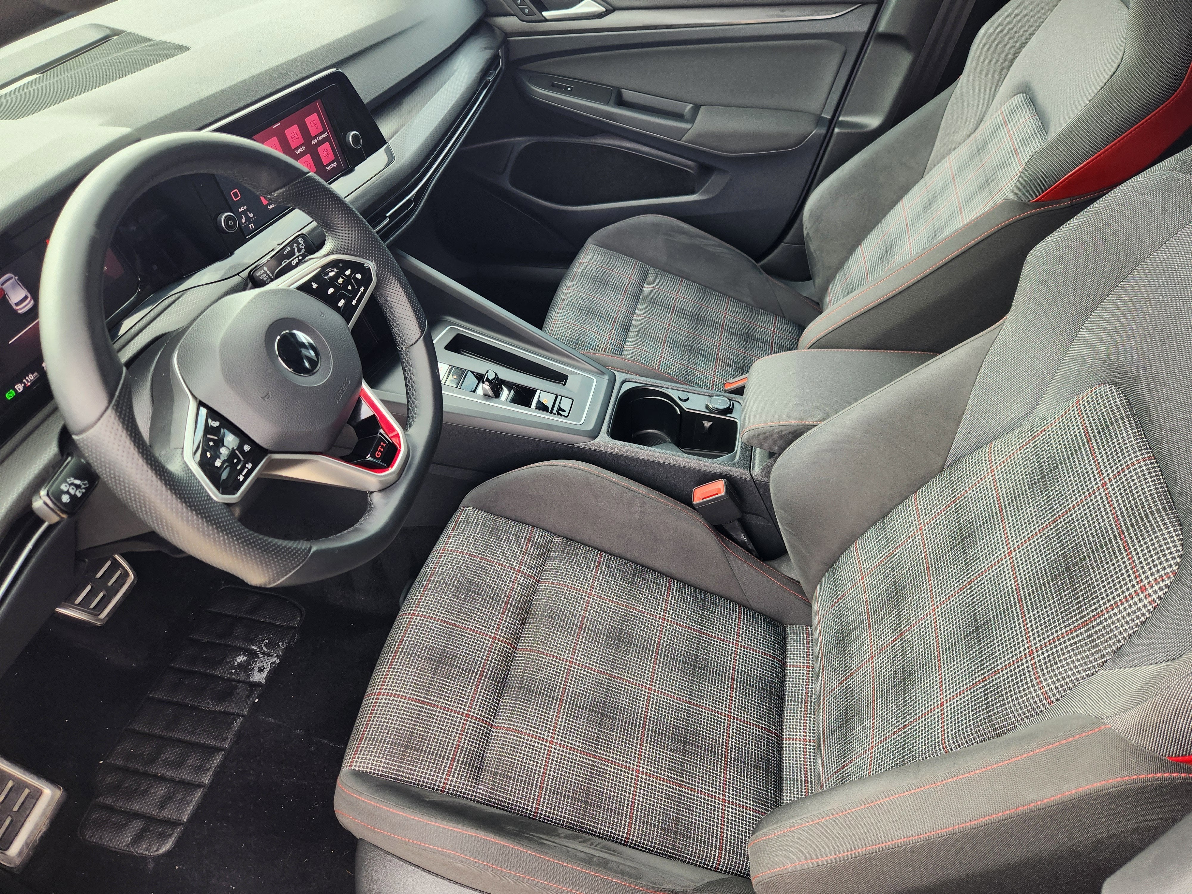 2022 Volkswagen Golf GTI S