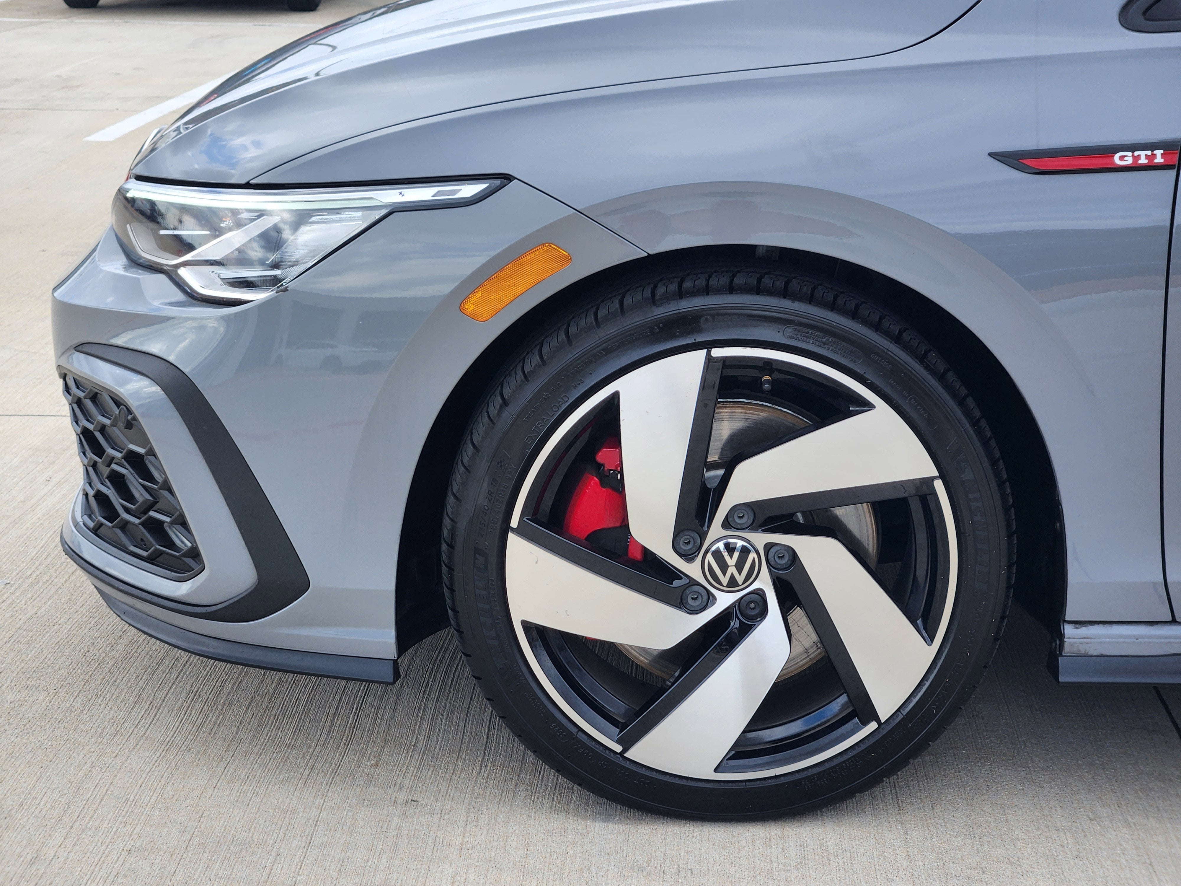 2022 Volkswagen Golf GTI S