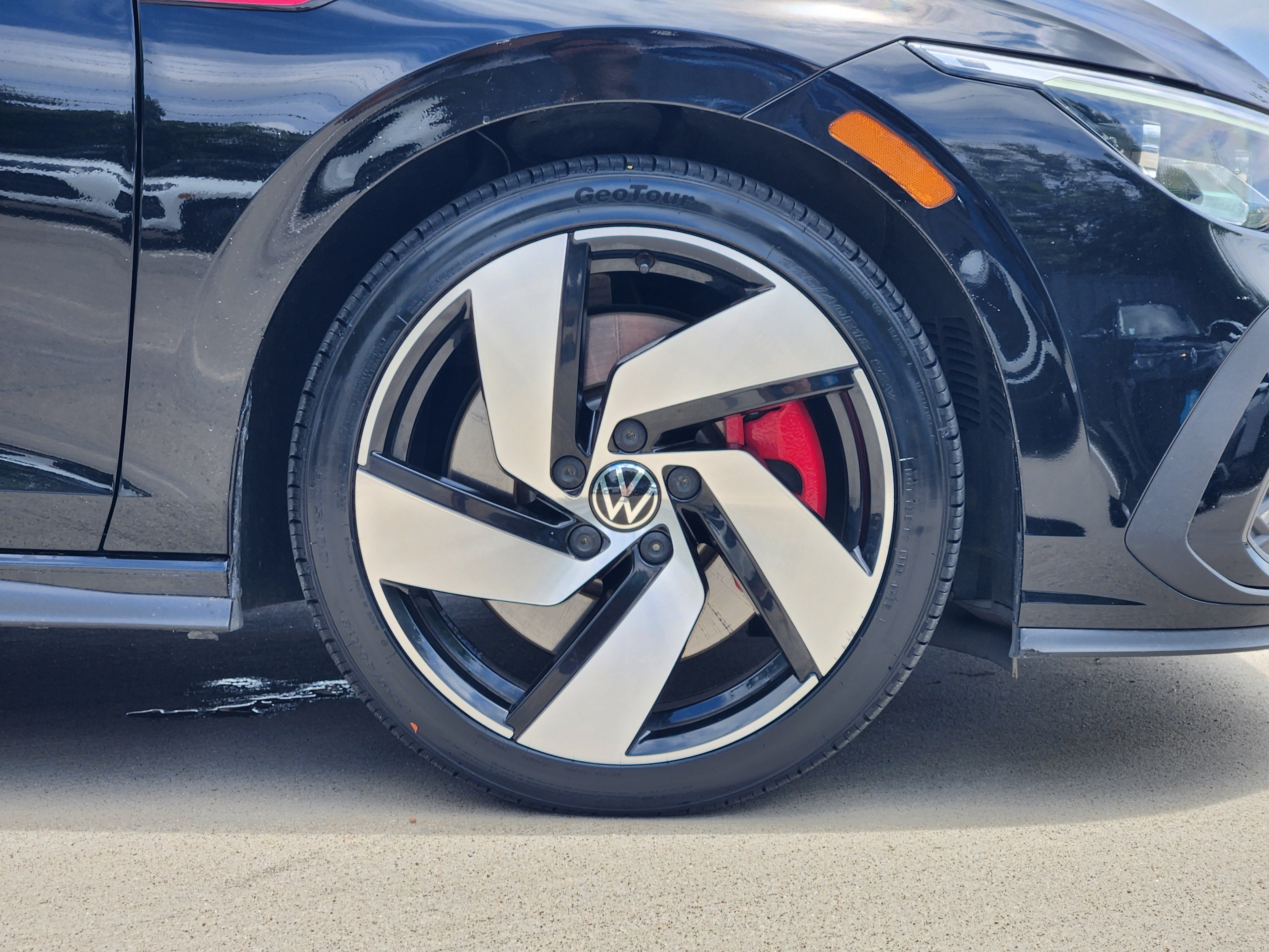 2024 Volkswagen Golf GTI S