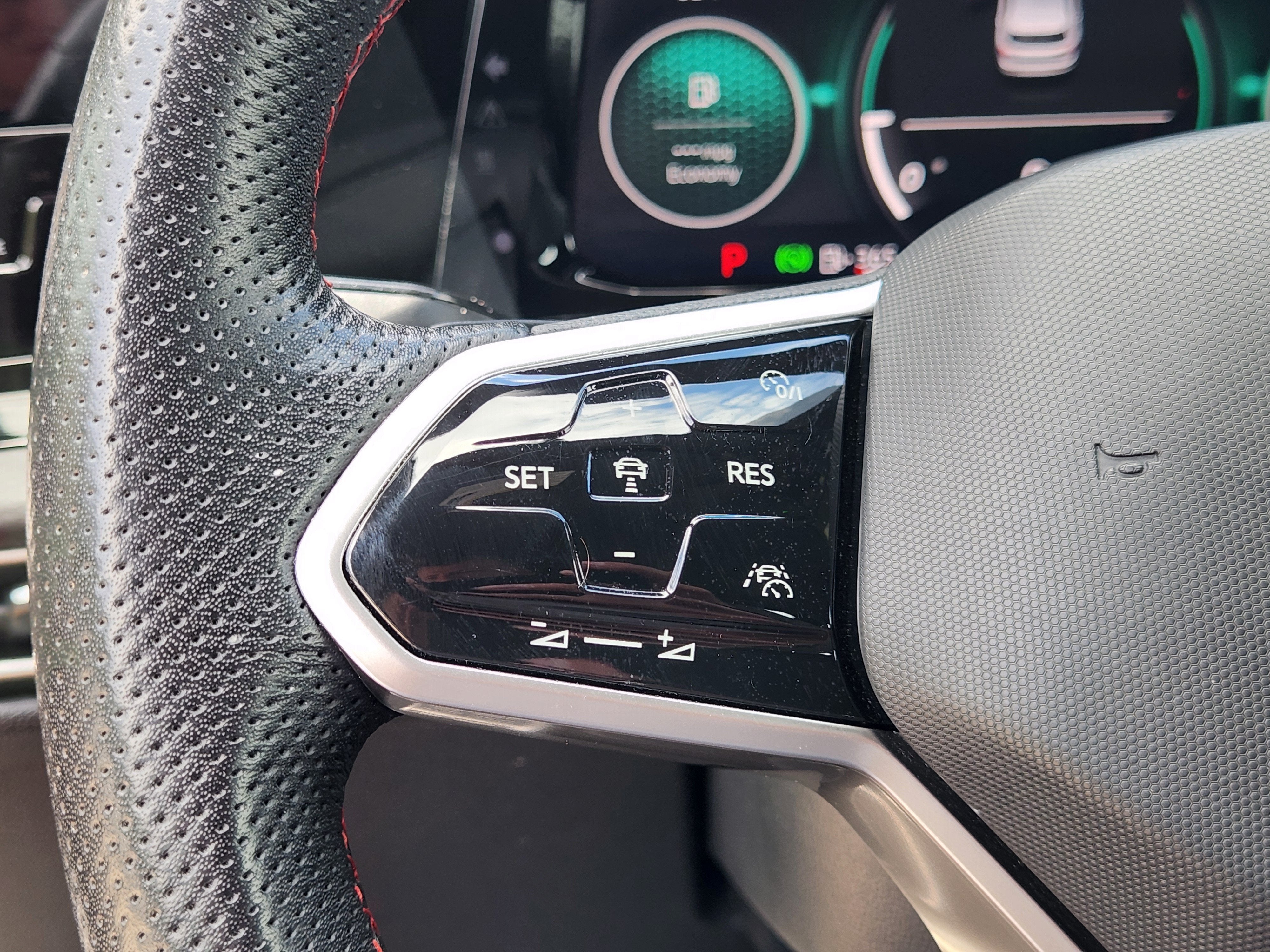 2024 Volkswagen Golf GTI S