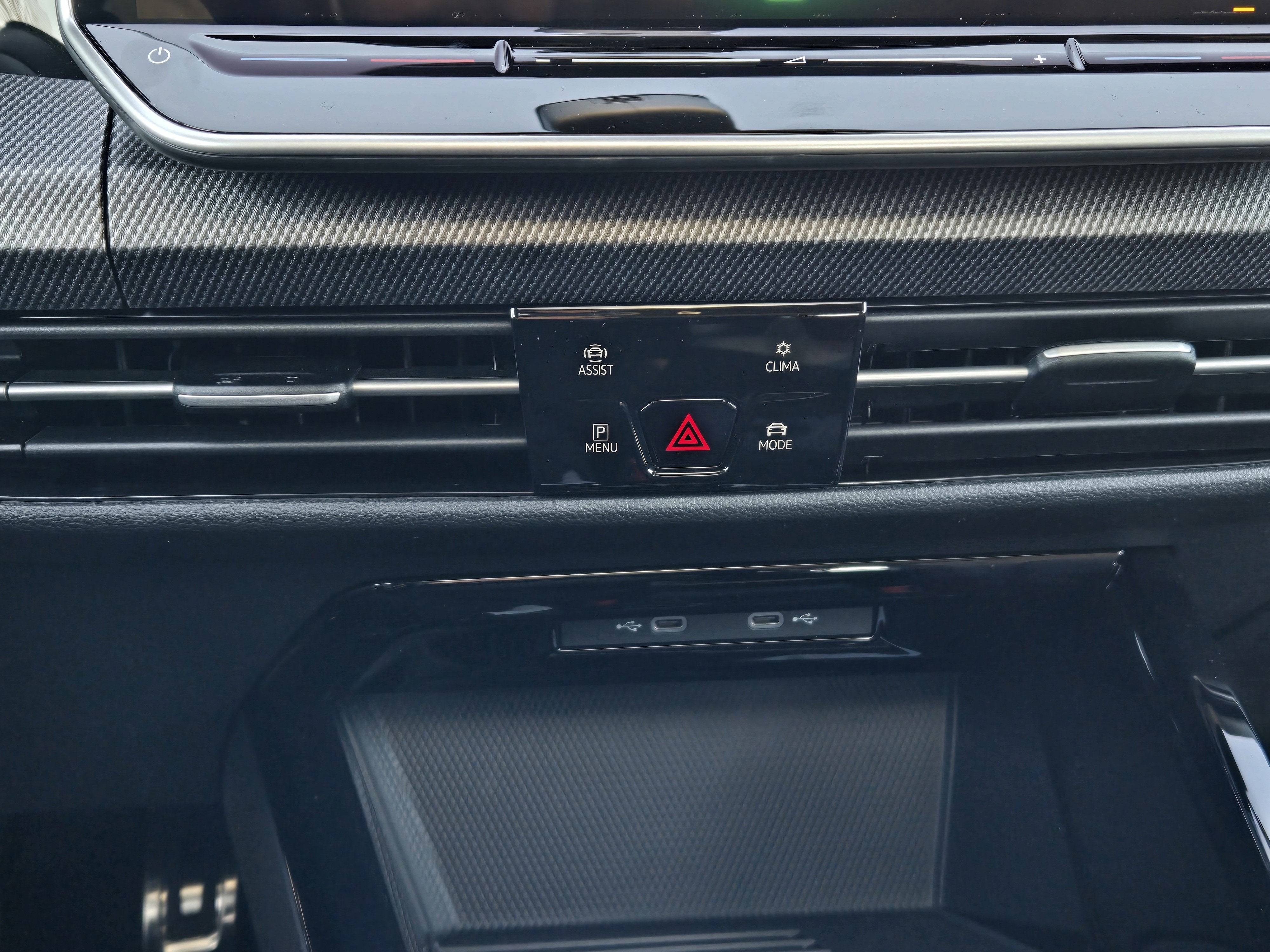 2026 Volkswagen Golf R 2.0T