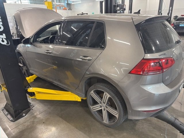 2015 Volkswagen Golf R R