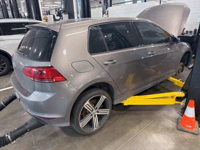 2015 Volkswagen Golf R R