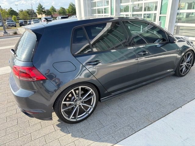 2017 Volkswagen Golf R DCC & Navigation 4Motion