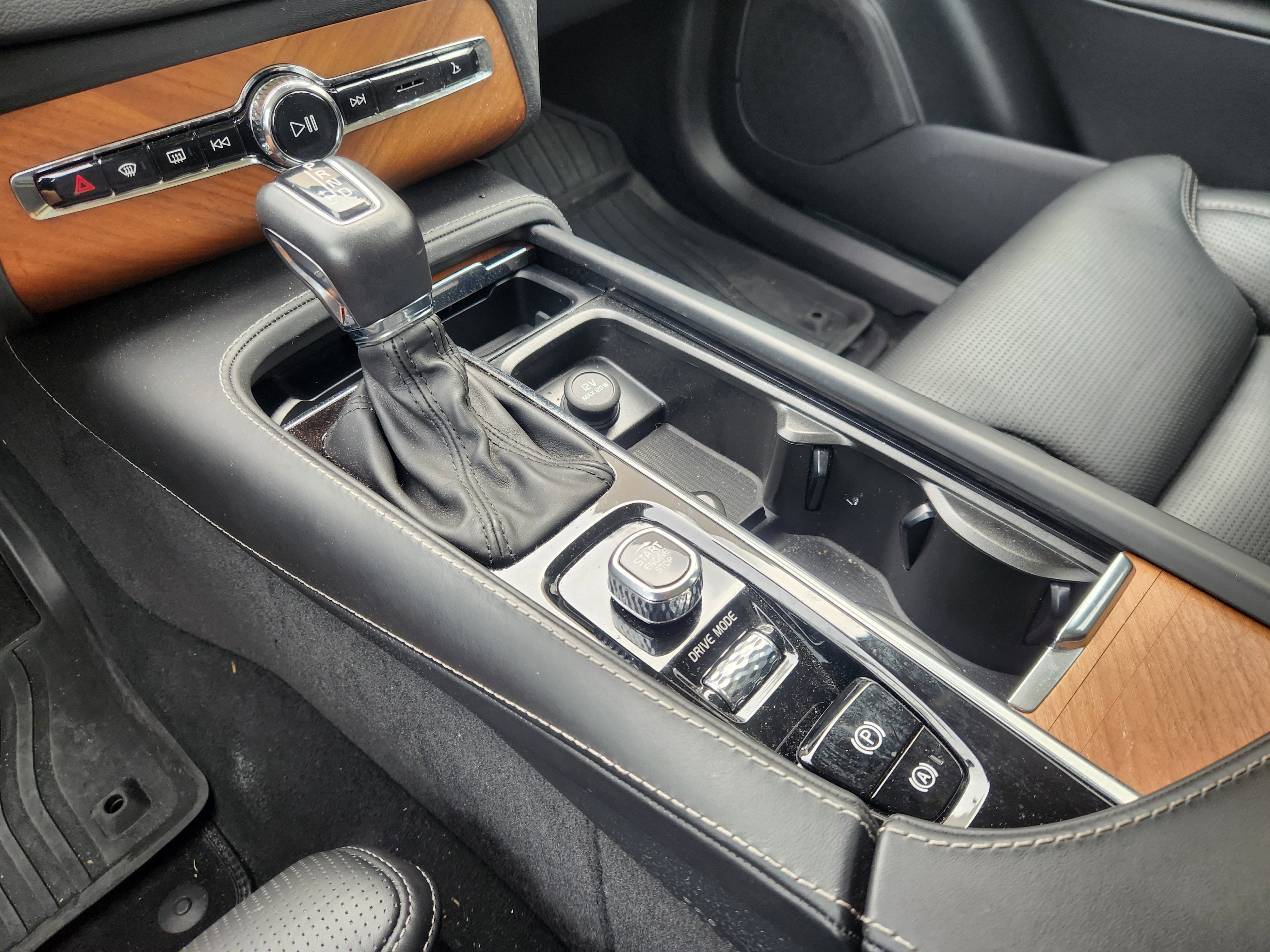 2020 Volvo XC90 Inscription