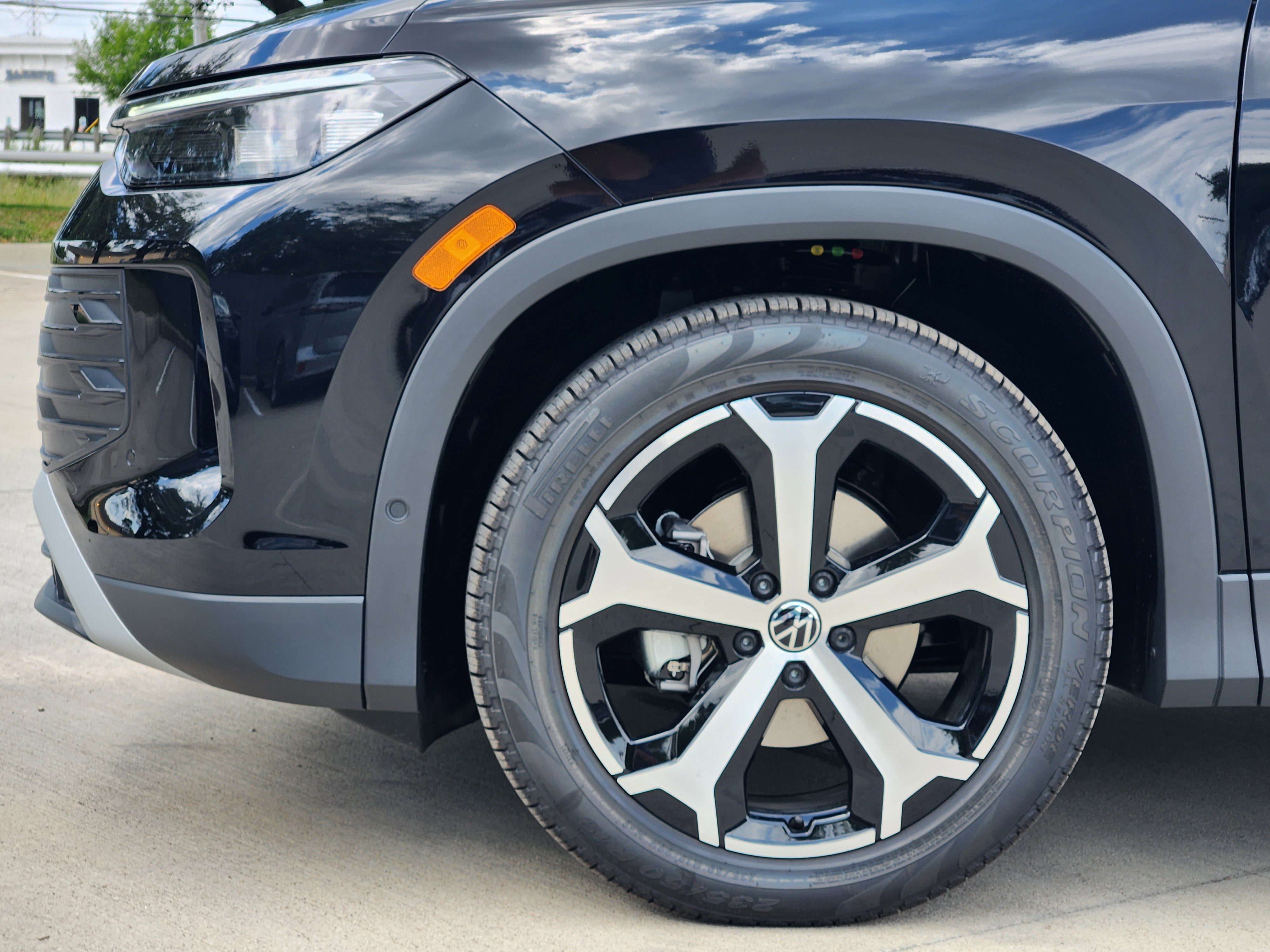 2026 Volkswagen Tiguan SE FWD