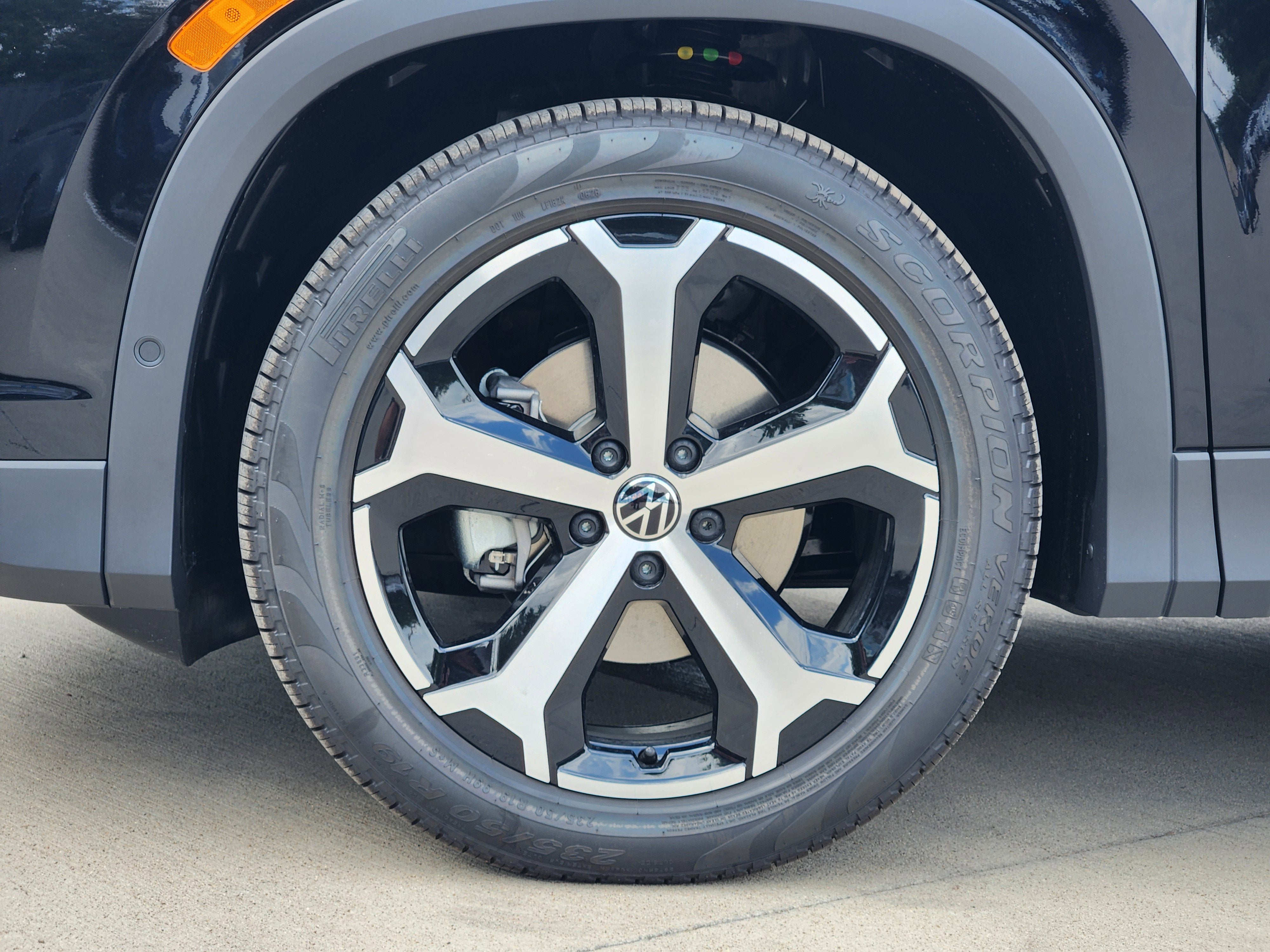 2026 Volkswagen Tiguan SE FWD