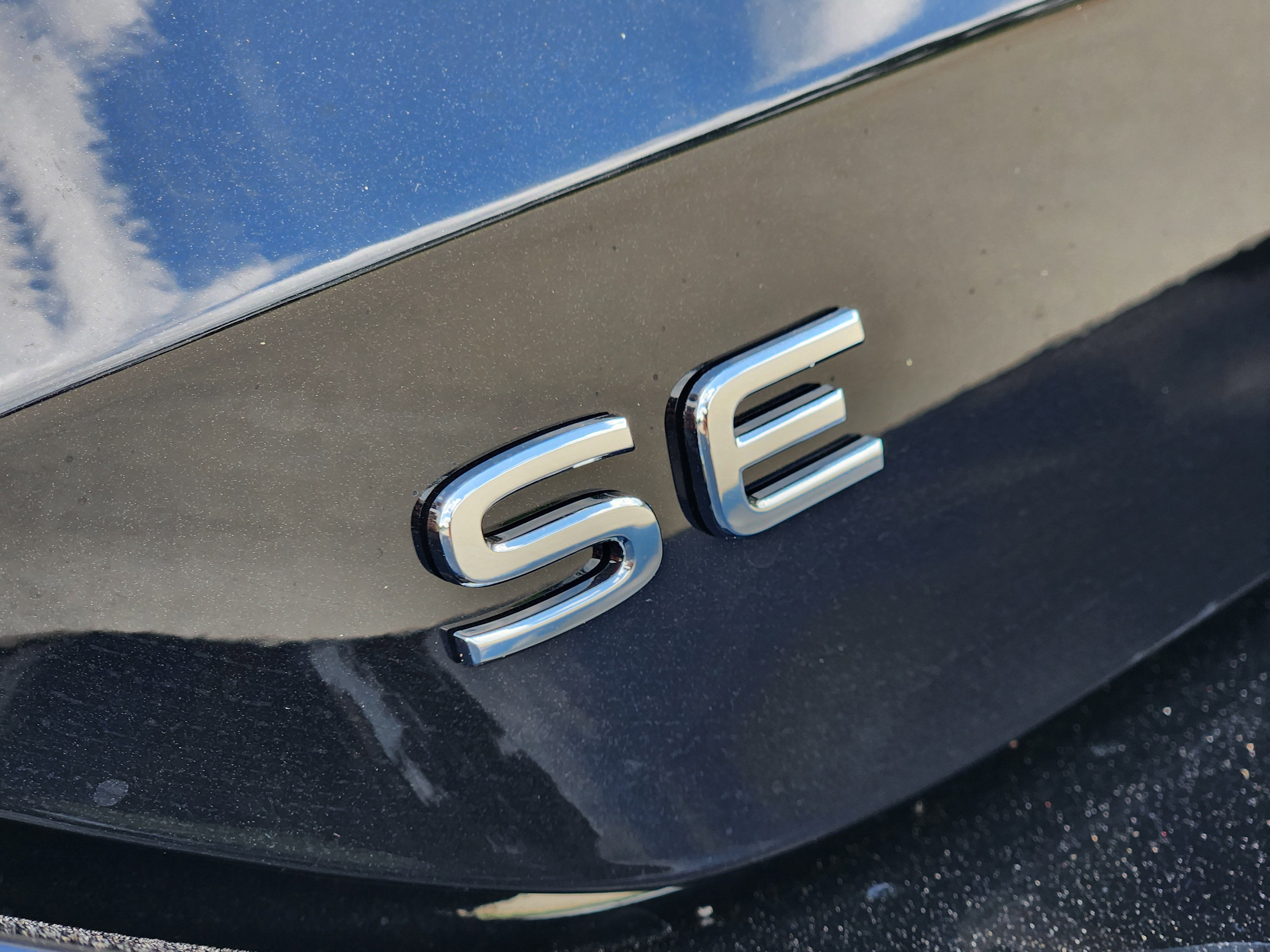 2026 Volkswagen Tiguan SE FWD